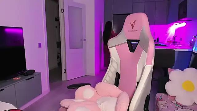 wow_lovie on StripChat 