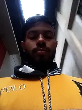 X-_boy — Masturbation in the park