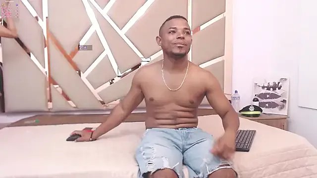 you_and_i9 on StripChat