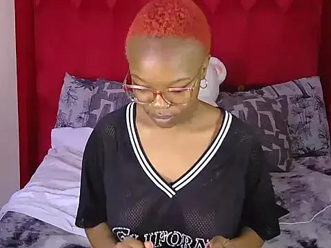 YummyMelanin117 on StripChat 