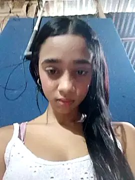 Zoe_Sweett18 on StripChat