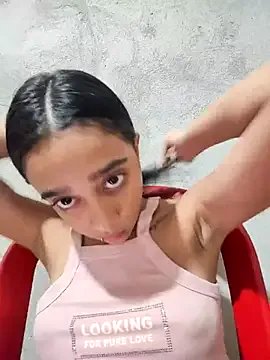 Zoe_Sweett18 on StripChat