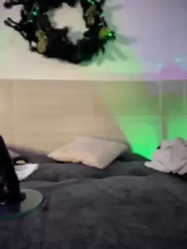 ZoeX_X — DELICIOUS SQUIRT + DOMI CONTROL 5MIN