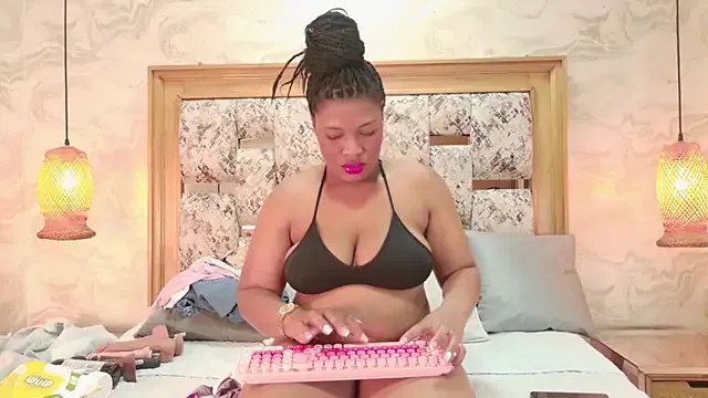 ZOLEY_WATSON on StripChat